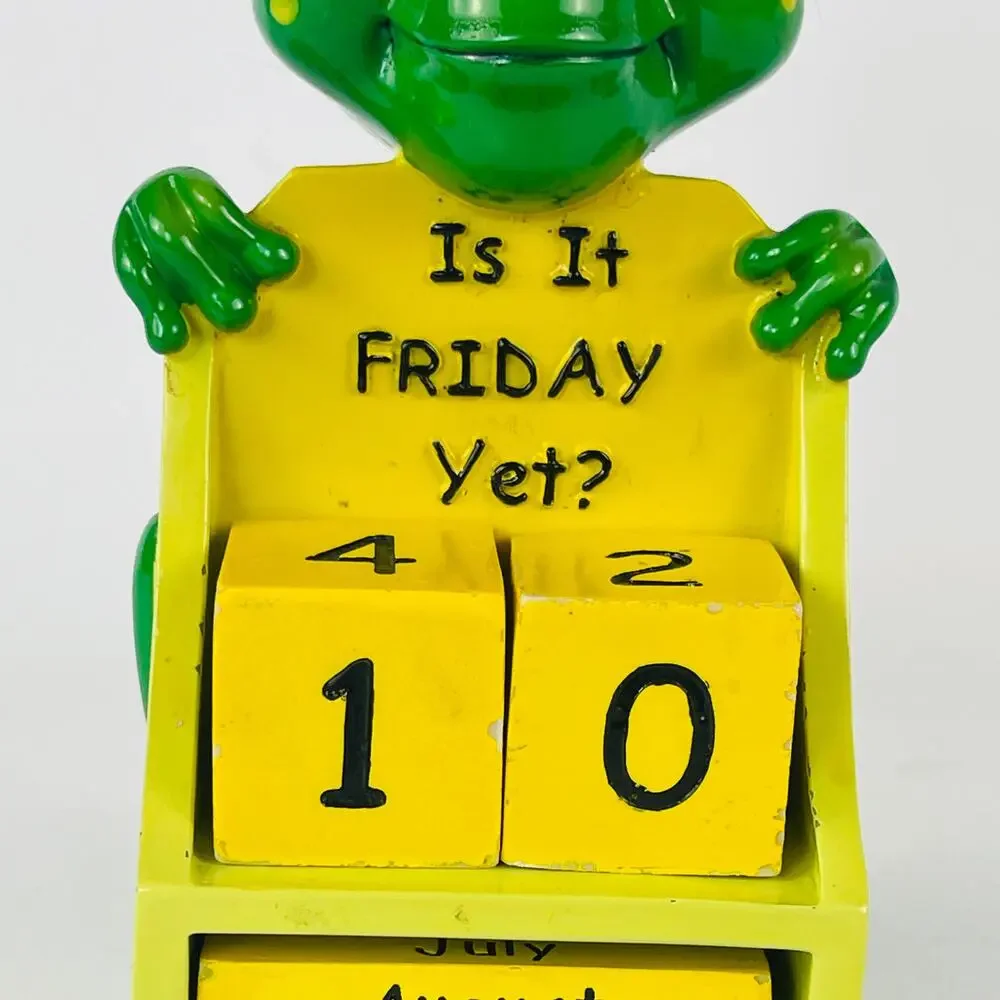 Funny Green Frog Perpetual Calendar; Is it Friday Yet? Month/Day. RARE